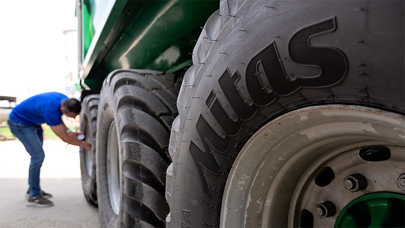 Tire-pressure-and-soil-compaction-in-summer-what-nobody-tells-you-1